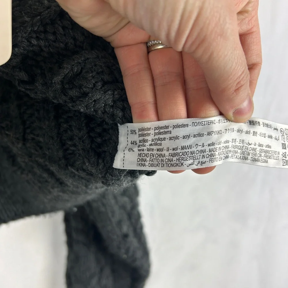 ZARA Chunky Cable Knit Cropped Turtleneck Charcoal Grey Size Medium Wool Blend - Picture 4 of 4